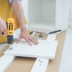 Jak usprawnić sprawność energetyczną nieruchomości etapami — poradnik dla projektanta